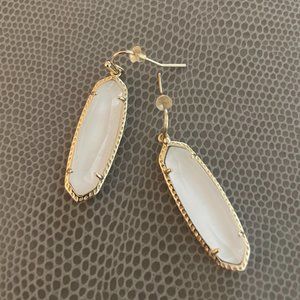 Kendra Scott Lee Gold Drop Earrings in Ivory Pearl